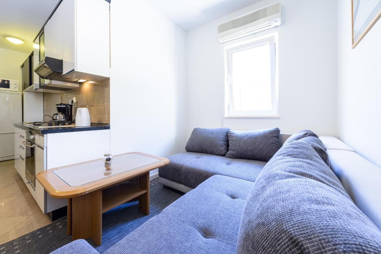 Apartment Tija Two Bedroom Apartment With Balcony And Partial Sea View Dubrovnik Exterior photo